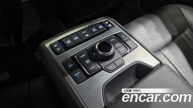 Genesis G80 3.3 GDI Prestige 2018 — фото 28