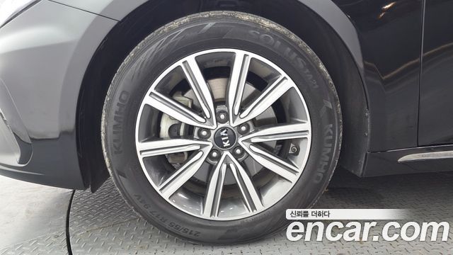 Kia K5 (II) 2.0 Prestige 2020 — фото 5