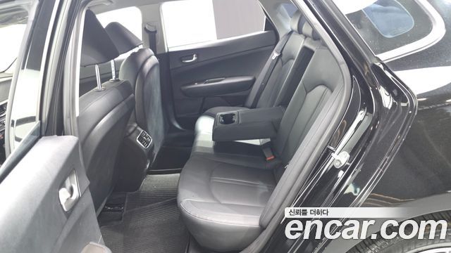Kia K5 (II) 2.0 Prestige 2020 — фото 12