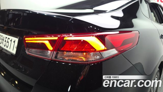 Kia K5 (II) 2.0 Prestige 2020 — фото 23