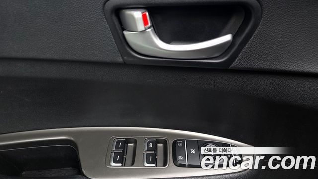 Kia K5 (II) 2.0 Prestige 2020 — фото 28