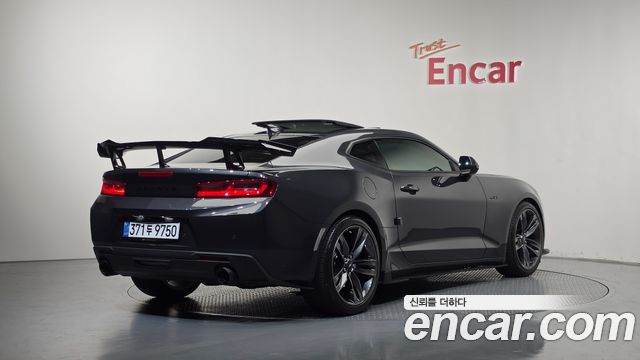 Chevrolet Camaro SS 6.2 V8 2017 — фото 2