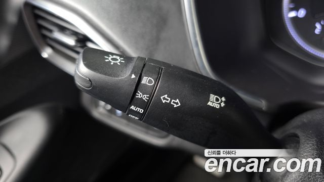 Hyundai Santa Fe (TM) Diesel 2.0 2WD Premium 2019 — фото 29