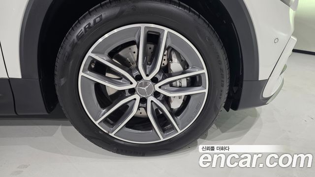 Mercedes-Benz GLB-Class (X247) AMG GLB35 4MATIC 2026 — фото 5