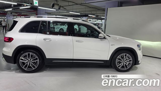 Mercedes-Benz GLB-Class (X247) AMG GLB35 4MATIC 2026 — фото 9