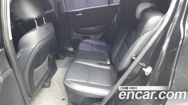 Kia Sportage The Bold Diesel 2.0 2WD Luxury 2019 — фото 12