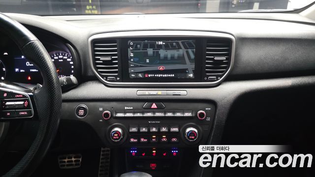 Kia Sportage The Bold Diesel 2.0 2WD Luxury 2019 — фото 14