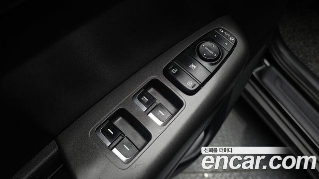 Kia Sportage The Bold Diesel 2.0 2WD Luxury 2019 — фото 28