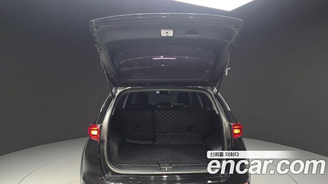 Kia Sportage The Bold Diesel 2.0 2WD Luxury 2019 — фото 29