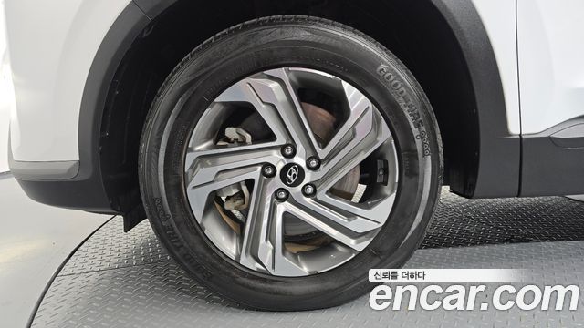 Hyundai Santa Fe Gasoline 2.5T 2WD Exclusive 2022 — фото 5