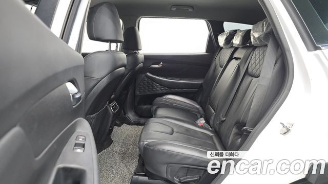 Hyundai Santa Fe Gasoline 2.5T 2WD Exclusive 2022 — фото 12