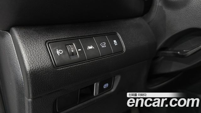Hyundai Santa Fe Gasoline 2.5T 2WD Exclusive 2022 — фото 27