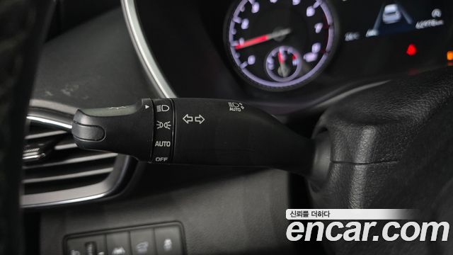 Hyundai Santa Fe Gasoline 2.5T 2WD Exclusive 2022 — фото 28