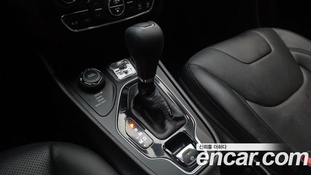 Jeep Cherokee (KL) 2.4 Limited AWD 2020 — фото 9