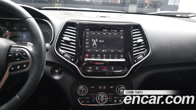 Jeep Cherokee (KL) 2.4 Limited AWD 2020 — фото 14