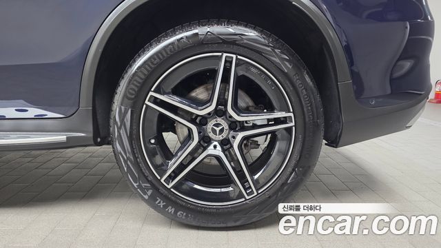 Mercedes-Benz GLC-Class (X253) GLC300 4MATIC 2022 — фото 21