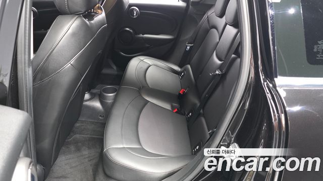 MINI Cooper 5Door Standard 3rd 2021 — фото 12