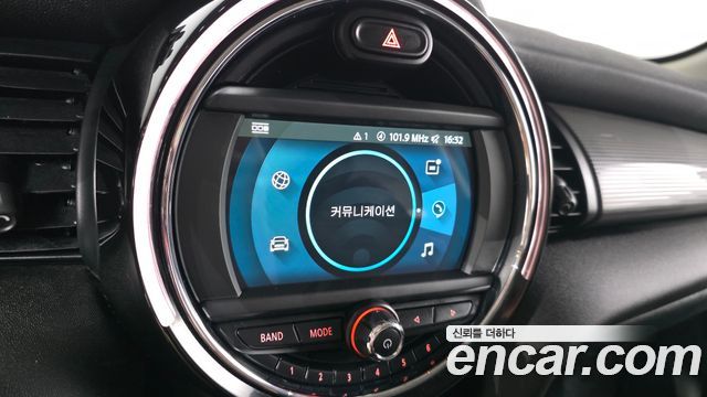 MINI Cooper 5Door Standard 3rd 2021 — фото 14