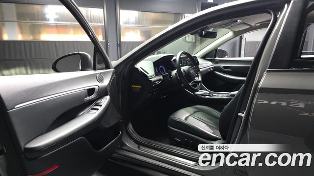 Hyundai Sonata (DN8) 2.0 Premium 2020 — фото 10