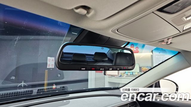 Kia K7 Premier 2.5 GDI Noblesse 2020 — фото 16