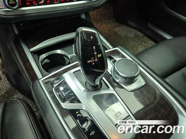 BMW 7 Series (G11) 740Li xDrive 2016 — фото 6