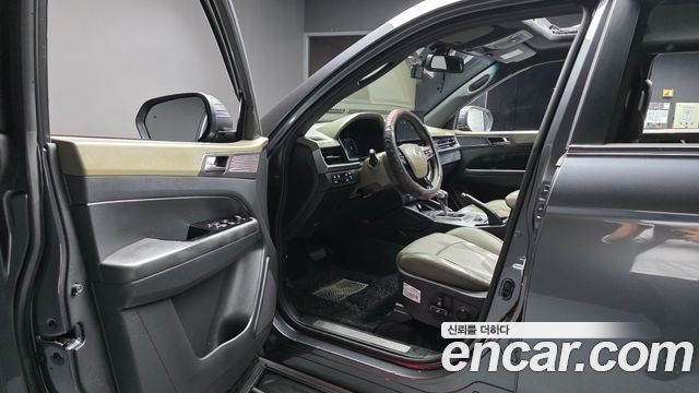KG Mobility (SsangYong) Rexton Sports Khan Diesel 2.2 4WD Culman Noblesse 2024 — фото 10
