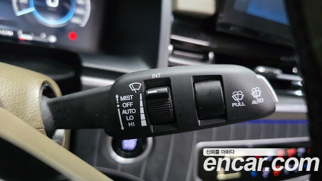 KG Mobility (SsangYong) Rexton Sports Khan Diesel 2.2 4WD Culman Noblesse 2024 — фото 33