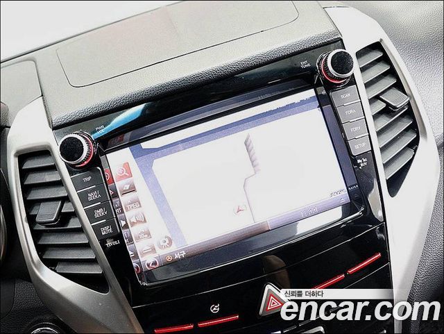 KG Mobility (SsangYong) Tivoli Armor TX 2WD 2019 — фото 7