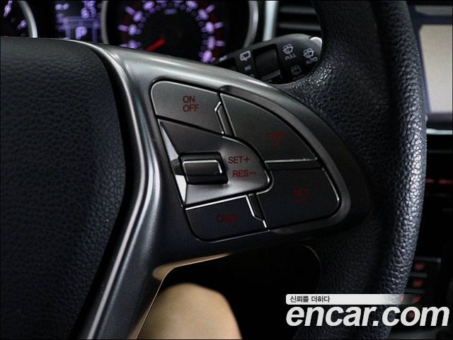 KG Mobility (SsangYong) Tivoli Armor TX 2WD 2019 — фото 16