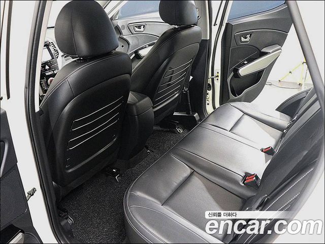 KG Mobility (SsangYong) Tivoli Armor TX 2WD 2019 — фото 19