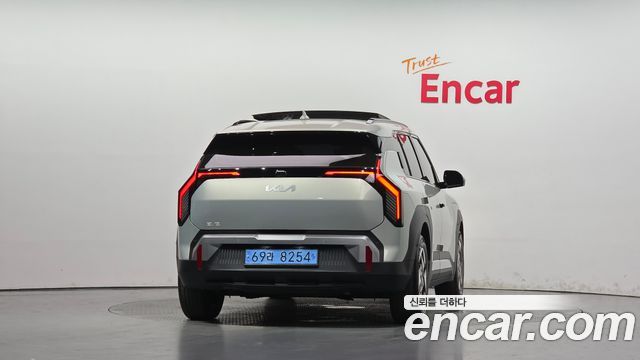 Kia EV3 Standard 2WD Air 2025 — фото 4