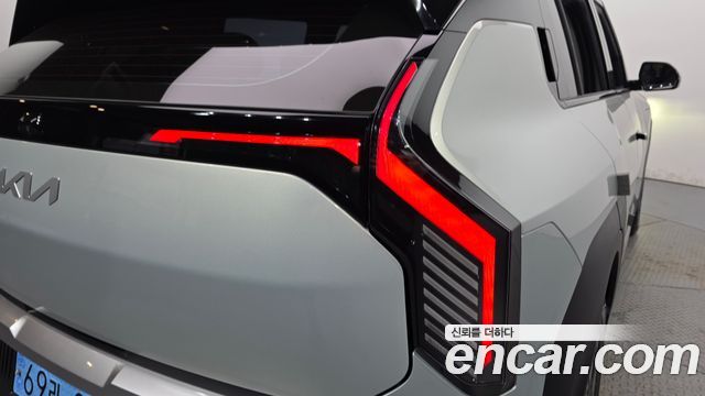 Kia EV3 Standard 2WD Air 2025 — фото 23