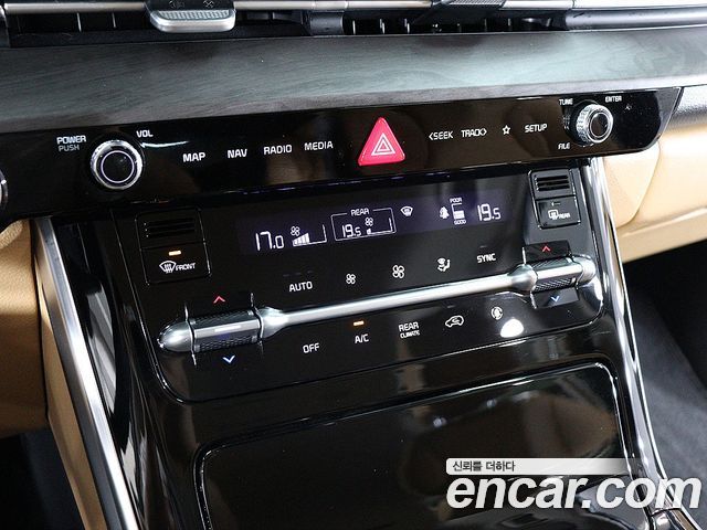 Kia Carnival (IV) Diesel 9-Seater Signature 2023 — фото 10