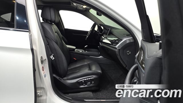 BMW X6 (F16) xDrive 40d 2015 — фото 11