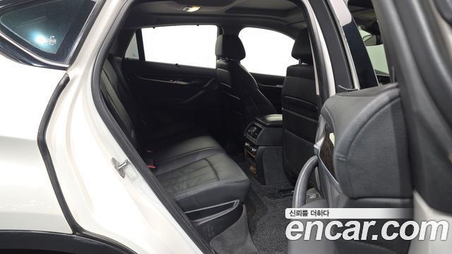 BMW X6 (F16) xDrive 40d 2015 — фото 12