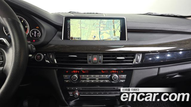 BMW X6 (F16) xDrive 40d 2015 — фото 14