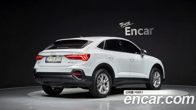 Audi Q3 (F3) 35 TDI Sportback 2022 — фото 2
