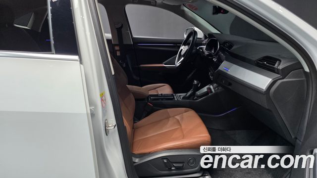 Audi Q3 (F3) 35 TDI Sportback 2022 — фото 11