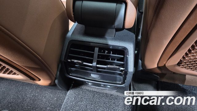 Audi Q3 (F3) 35 TDI Sportback 2022 — фото 19