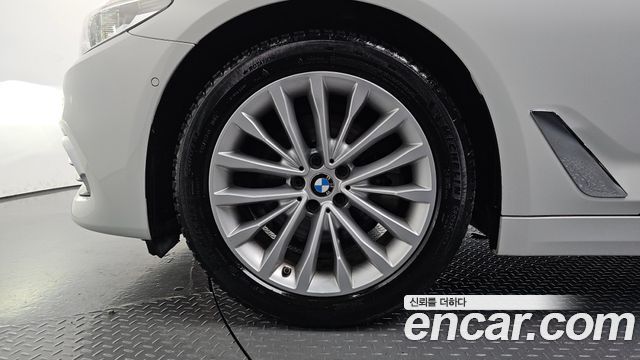 BMW 5 Series (G30) 520d Luxury Plus 2018 — фото 5
