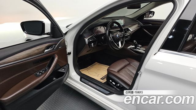 BMW 5 Series (G30) 520d Luxury Plus 2018 — фото 10