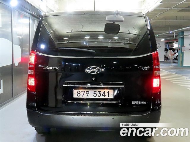 Hyundai Grand Starex Van 3-Seater Style 2019 — фото 5