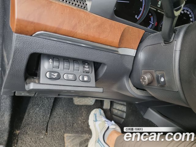 KG Mobility (SsangYong) Chairman W CW600 4TRONIC SVIP 2014 — фото 18