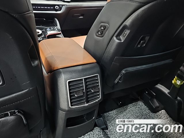 Kia Sportage (V) LPG 2.0 2WD Signature 2023 — фото 18