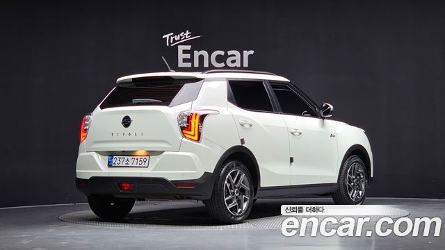 KG Mobility (SsangYong) Very New Tivoli Gasoline 1.5 2WD V3 2022 — фото 2