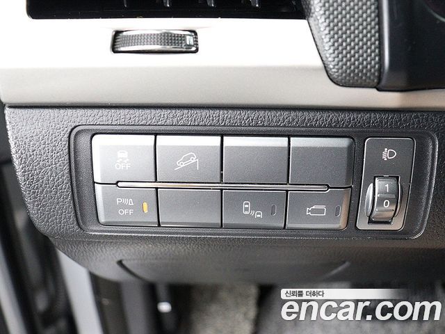 KG Mobility (SsangYong) Rexton Sports Diesel 2.2 4WD Noblesse 2019 — фото 16
