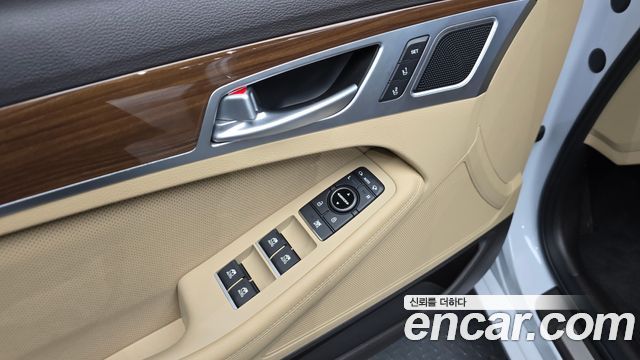 Genesis G80 3.3 GDI AWD Luxury 2017 — фото 15