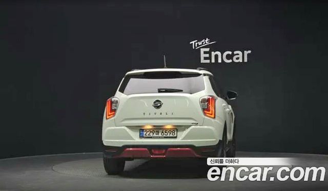KG Mobility (SsangYong) Very New Tivoli Gasoline 1.5 2WD R-PLUS White 2022 — фото 4