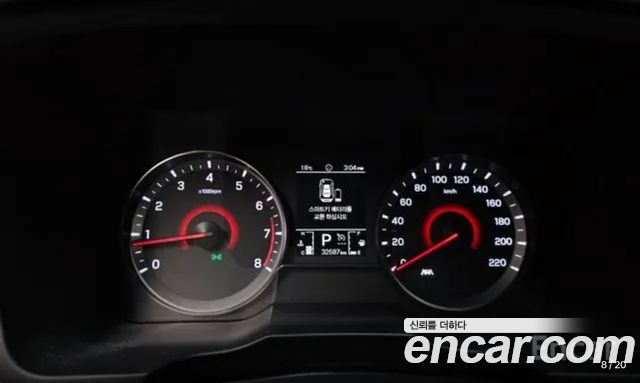 KG Mobility (SsangYong) Very New Tivoli Gasoline 1.5 2WD R-PLUS White 2022 — фото 8