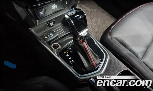 KG Mobility (SsangYong) Very New Tivoli Gasoline 1.5 2WD R-PLUS White 2022 — фото 9